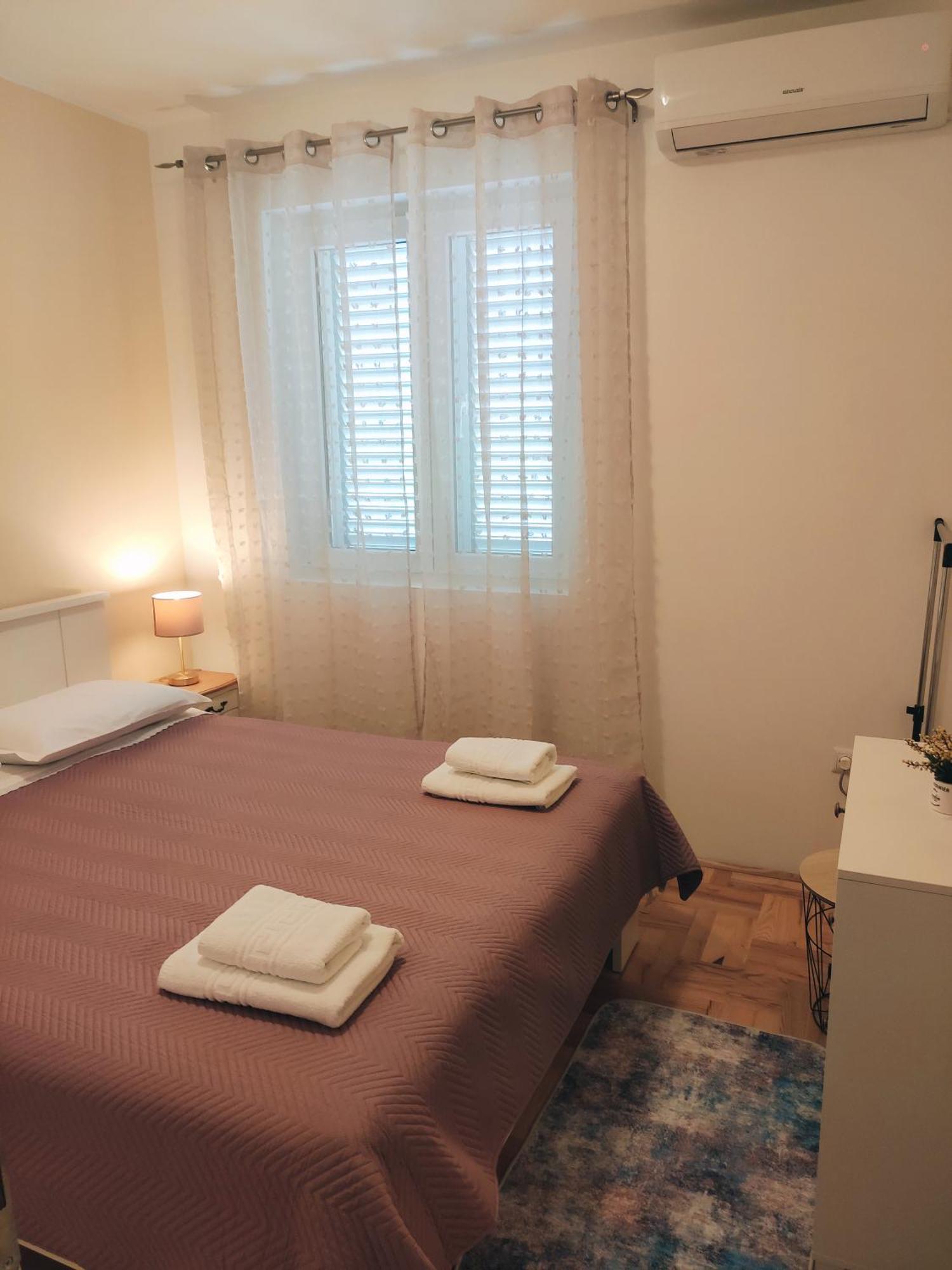 Siesta Apartments Шибеник Екстер'єр фото