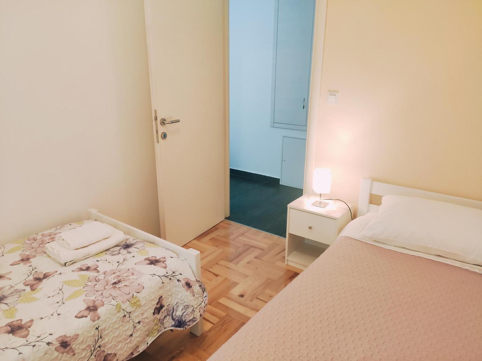 Siesta Apartments Шибеник Екстер'єр фото